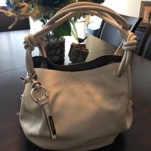 FINAL SALE  VINCE CAMUTO LEATHER HANDBAG $60